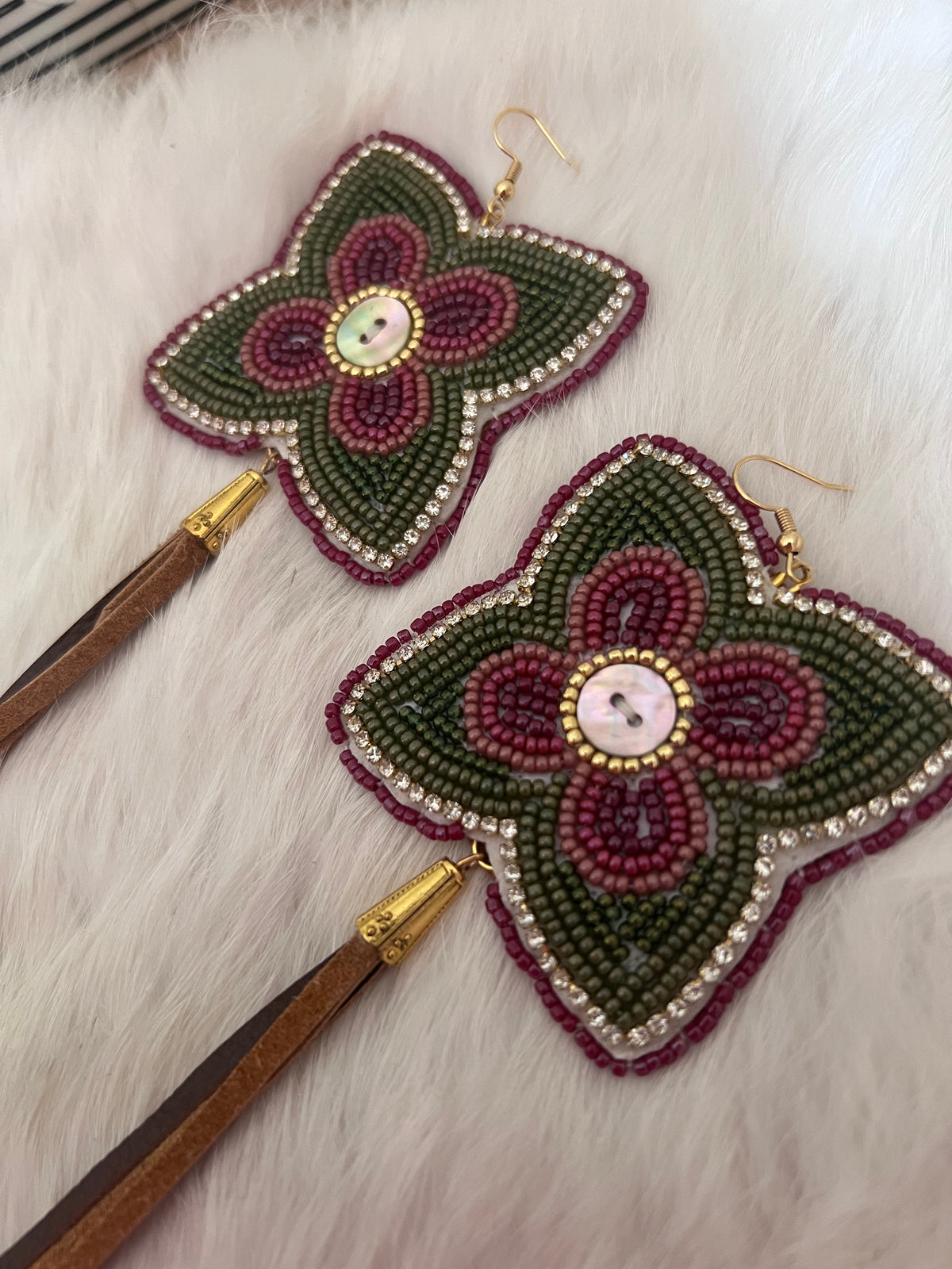 Large tassel floral