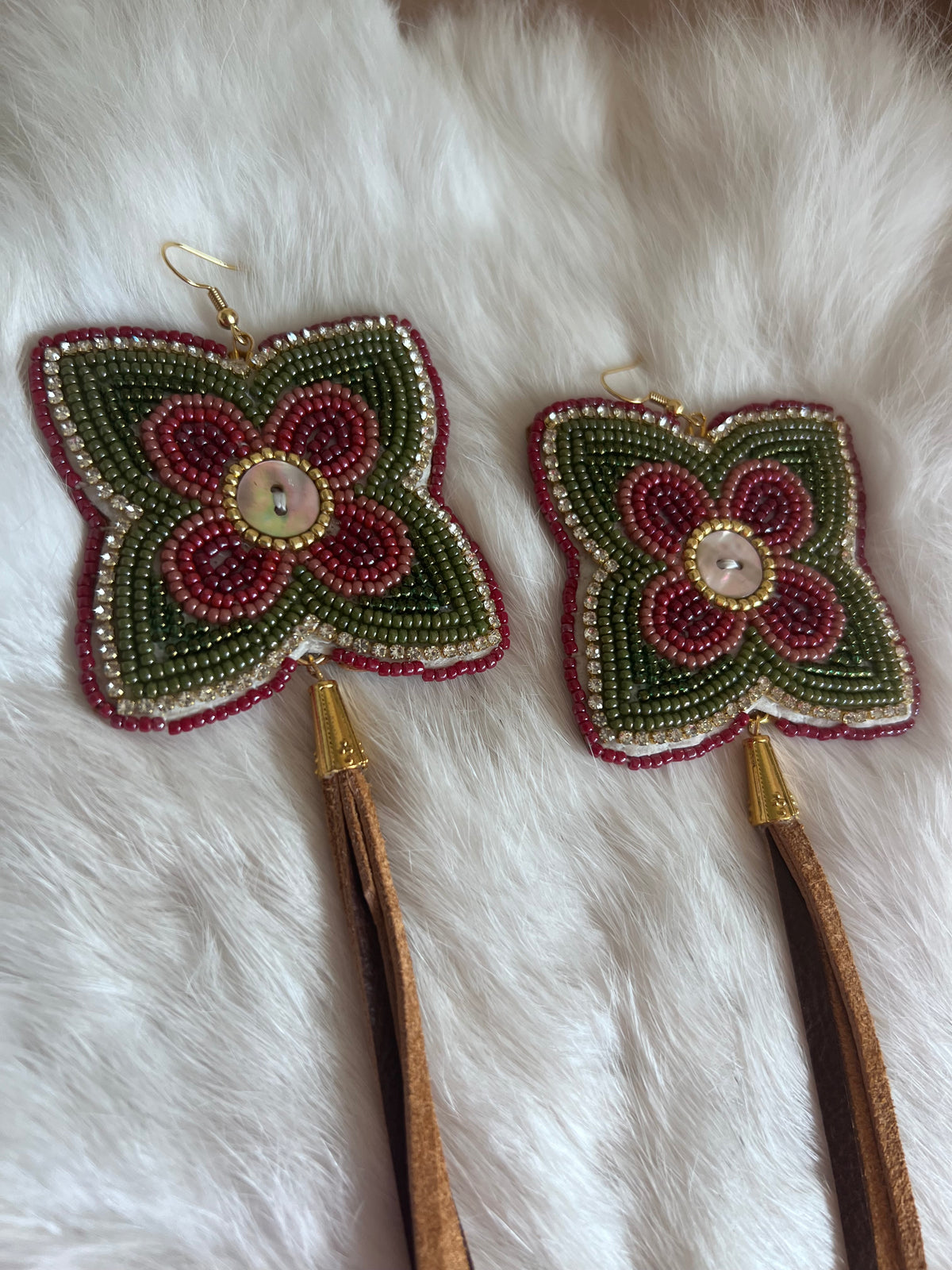 Large tassel floral