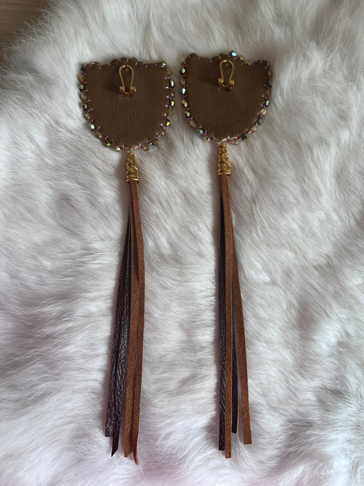 Floral tulip 🌷 burgundy tassel